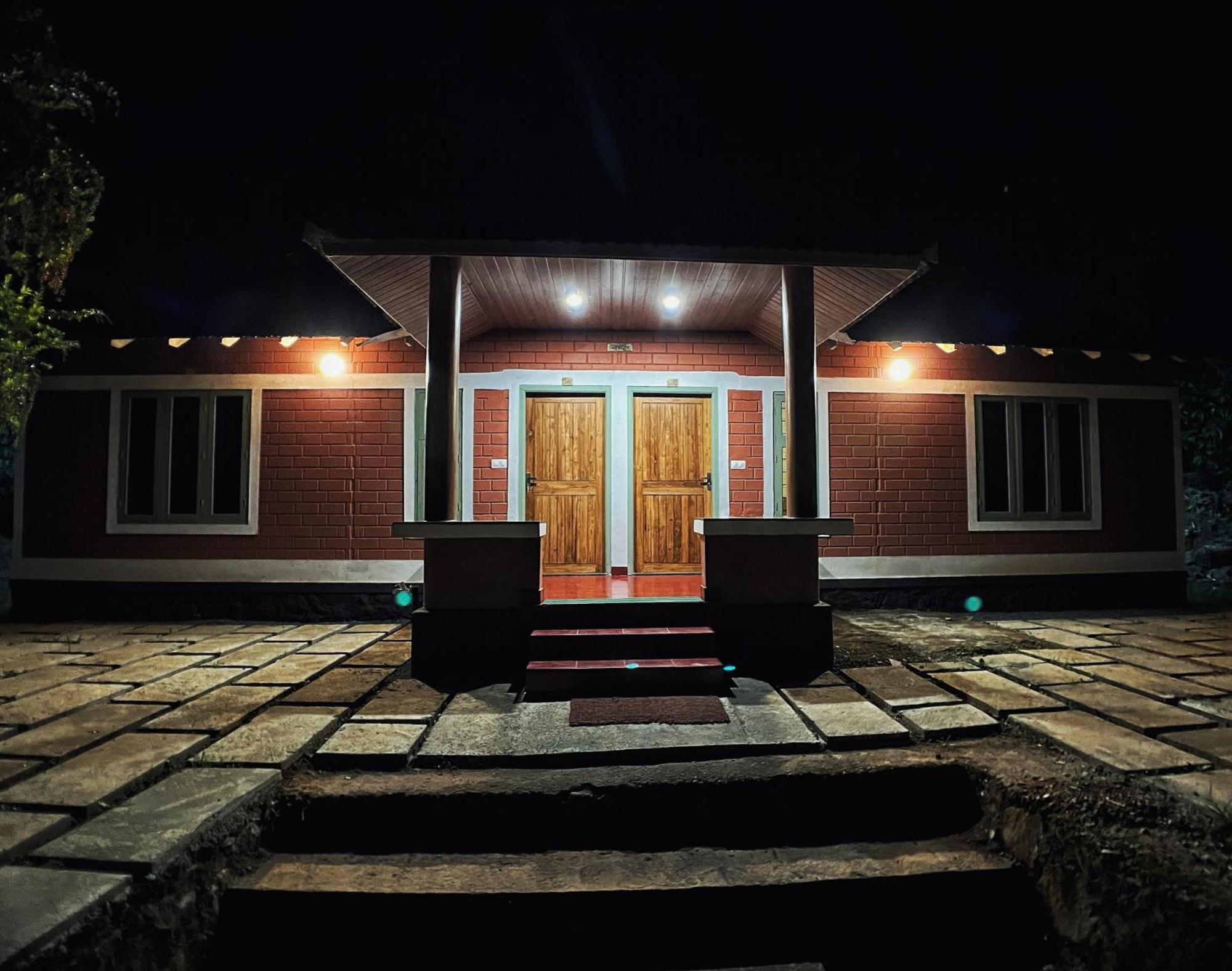 Mahout Resort Wayanad - An Experiential Jungle Stay With Waterfall Kalpatta Buitenkant foto
