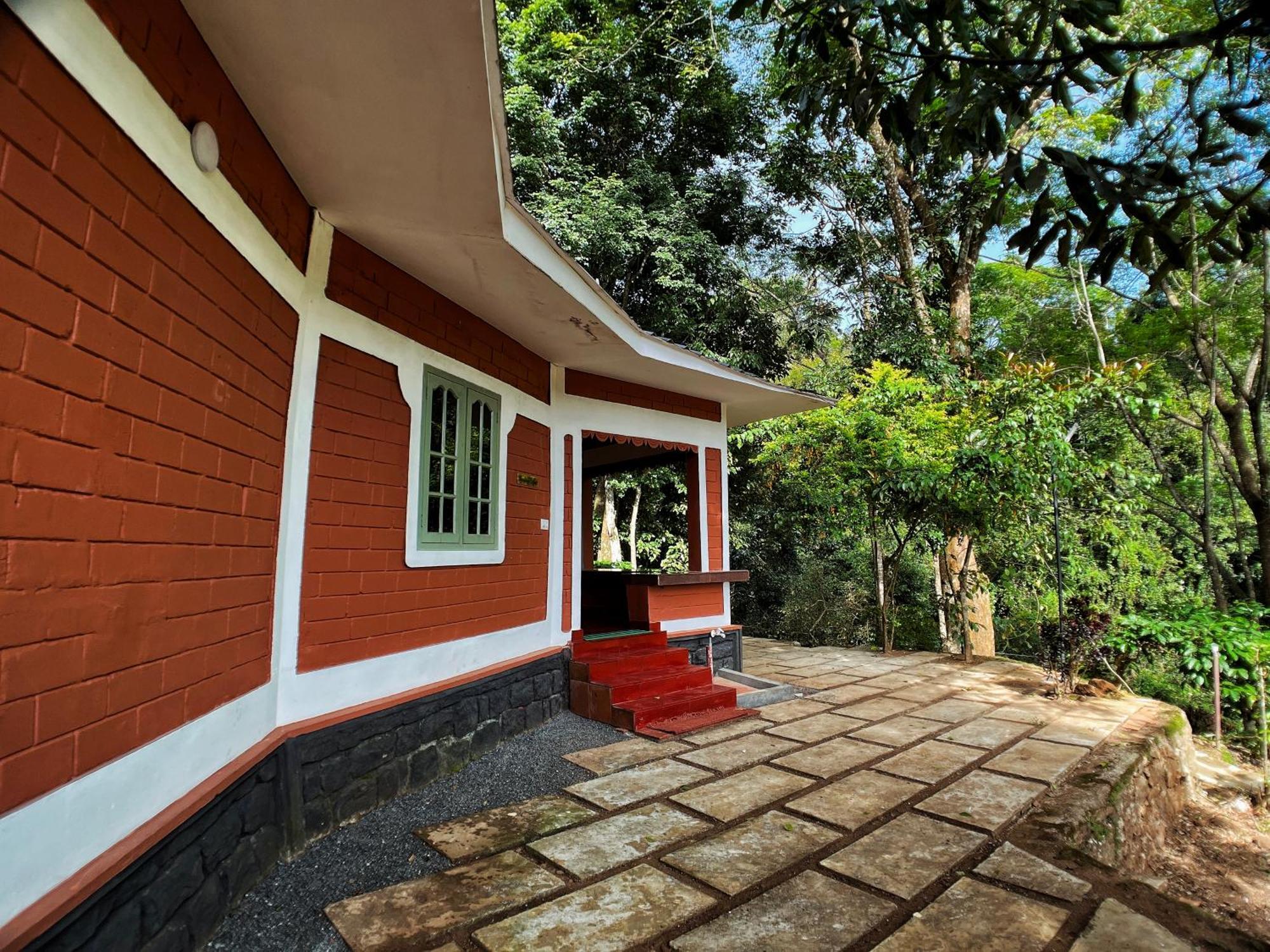 Mahout Resort Wayanad - An Experiential Jungle Stay With Waterfall Kalpatta Buitenkant foto